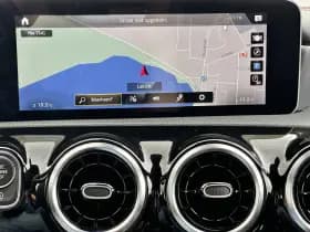 Mercedes-Benz CLA-Klasse Shooting Brake 200 Business Solution AMG thumbnail 26