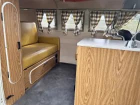 Volkswagen T1 | Westfalia camper | 1967 | SO42 | | Campmobile | Splitscreen | | Uitmuntende staat | Start, rijdt en schakelt perfect | thumbnail 13