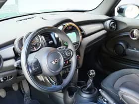 MINI Cooper 1.5 CHILI EDITION | NAVIGATIE | KEYLESS | LED | CRUISE | UNION JACK | APK 9-2027!! thumbnail 15