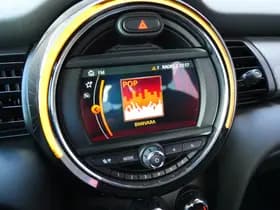 MINI Cooper 1.5 CHILI EDITION | NAVIGATIE | KEYLESS | LED | CRUISE | UNION JACK | APK 9-2027!! thumbnail 28