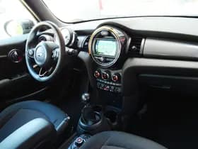 MINI Cooper 1.5 CHILI EDITION | NAVIGATIE | KEYLESS | LED | CRUISE | UNION JACK | APK 9-2027!! thumbnail 30