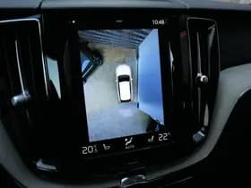 Volvo XC60 2.0 B5 INSCRIPTION | PANORAMA | LEER | H.U.D | HARMAN KARDON | 360 CAMERA | LED!! thumbnail 19