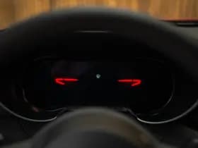 Alfa Romeo Romeo Giulia 2.9 V6 Quadrifoglio MY25 thumbnail 11