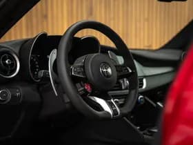 Alfa Romeo Romeo Giulia 2.9 V6 Quadrifoglio MY25 thumbnail 28