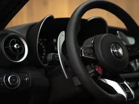 Alfa Romeo Romeo Giulia 2.9 V6 Quadrifoglio MY25 thumbnail 29