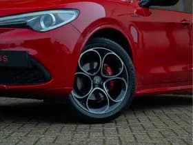 Alfa Romeo Romeo Stelvio 2.0T AWD Veloce 320pk thumbnail 18