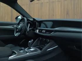 Alfa Romeo Romeo Stelvio 2.0T AWD Veloce 320pk thumbnail 27