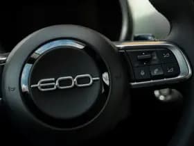 Fiat 600 1.2 Hybrid La Prima 145pk thumbnail 28