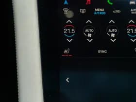 Porsche Taycan Turbo S 93 kWh thumbnail 33