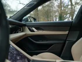 Porsche Taycan Turbo S 93 kWh thumbnail 37