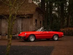 Alfa Romeo Romeo Spider 2000 Veloce thumbnail 3