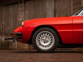 Alfa Romeo Romeo Spider 2000 Veloce thumbnail 22