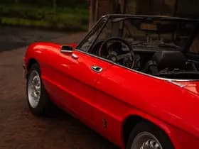Alfa Romeo Romeo Spider 2000 Veloce thumbnail 23