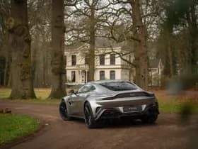 Aston Martin Vantage 4.0 V8 thumbnail 32