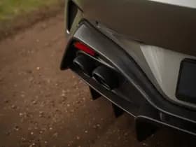 Aston Martin Vantage 4.0 V8 thumbnail 37