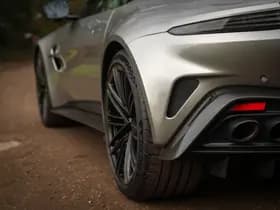 Aston Martin Vantage 4.0 V8 thumbnail 39