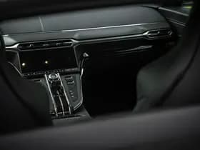 Aston Martin Vantage 4.0 V8 thumbnail 53