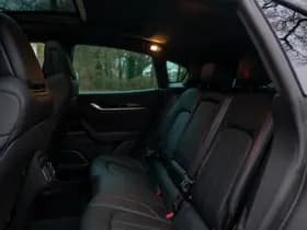 Maserati Levante 3.0 V6 S AWD 430pk GranSport Facelift thumbnail 9