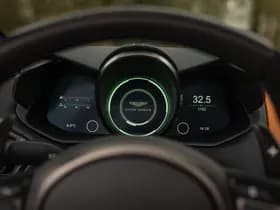 Aston Martin V12 Vantage Roadster | Nr. 211/249 | Pentland Green by Q | Briljant! thumbnail 12