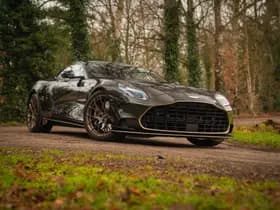 Aston Martin Vanquish | Minotaur Green | Bronze dreamlines thumbnail 14