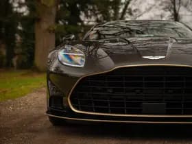 Aston Martin Vanquish | Minotaur Green | Bronze dreamlines thumbnail 21
