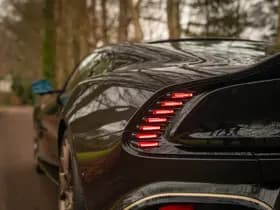 Aston Martin Vanquish | Minotaur Green | Bronze dreamlines thumbnail 39