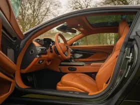 Aston Martin Vanquish | Minotaur Green | Bronze dreamlines thumbnail 40