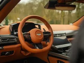 Aston Martin Vanquish | Minotaur Green | Bronze dreamlines thumbnail 43