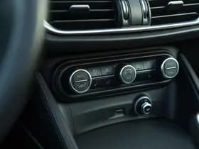 Alfa Romeo Romeo Stelvio 2.0 T GME AWD Veloce 280pk thumbnail 26