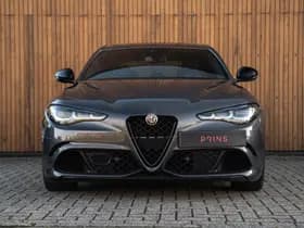 Alfa Romeo Romeo Giulia 2.9 V6 Quadrifoglio MY25 thumbnail 2