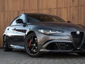 Alfa Romeo Romeo Giulia 2.9 V6 Quadrifoglio MY25 thumbnail 16