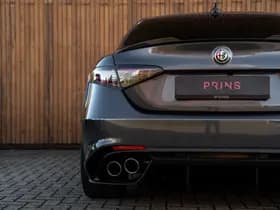 Alfa Romeo Romeo Giulia 2.9 V6 Quadrifoglio MY25 thumbnail 20