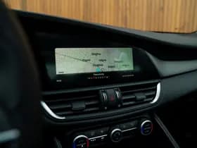 Alfa Romeo Romeo Giulia 2.0T B-Tech thumbnail 12