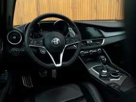 Alfa Romeo Romeo Giulia 2.0T B-Tech thumbnail 10
