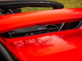 Ferrari 296 GTS 3.0 V6 thumbnail 37