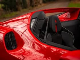 Ferrari 296 GTS 3.0 V6 thumbnail 39