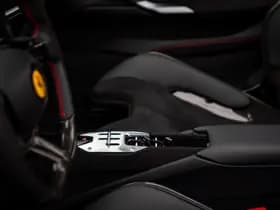 Ferrari 296 GTS 3.0 V6 thumbnail 43