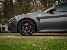 Alfa Romeo Romeo Giulia 2.9 V6 Quadrifoglio MY25 thumbnail 22