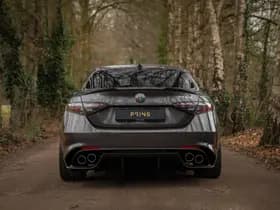 Alfa Romeo Romeo Giulia 2.9 V6 Quadrifoglio MY25 thumbnail 26