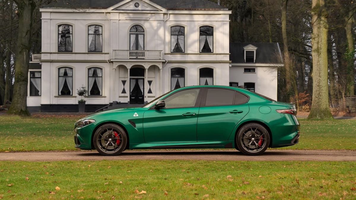 Alfa Romeo Romeo Giulia 2.9 V6 Quadrifoglio MY25 — foto 1