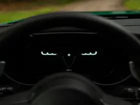 Alfa Romeo Romeo Giulia 2.9 V6 Quadrifoglio MY25 thumbnail 11