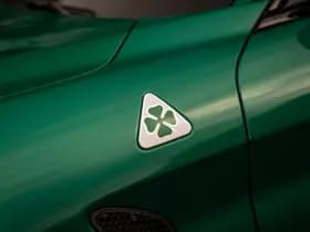 Alfa Romeo Romeo Giulia 2.9 V6 Quadrifoglio MY25 thumbnail 18