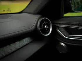 Alfa Romeo Romeo Giulia 2.9 V6 Quadrifoglio MY26 thumbnail 33