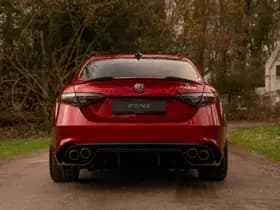 Alfa Romeo Romeo Giulia 2.9 V6 Quadrifoglio MY26 thumbnail 5