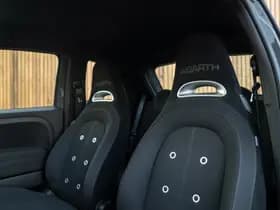 Abarth 595 70th Anniversary thumbnail 8