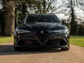 Alfa Romeo Romeo Giulia 2.9 V6 Quadrifoglio thumbnail 2