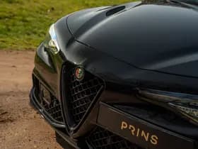 Alfa Romeo Romeo Giulia 2.9 V6 Quadrifoglio thumbnail 15