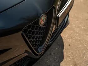 Alfa Romeo Romeo Giulia 2.9 V6 Quadrifoglio thumbnail 20