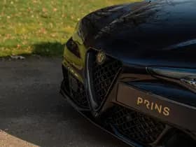 Alfa Romeo Romeo Giulia 2.9 V6 Quadrifoglio thumbnail 26