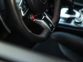 Alfa Romeo Romeo Giulia 2.9 V6 Quadrifoglio thumbnail 43
